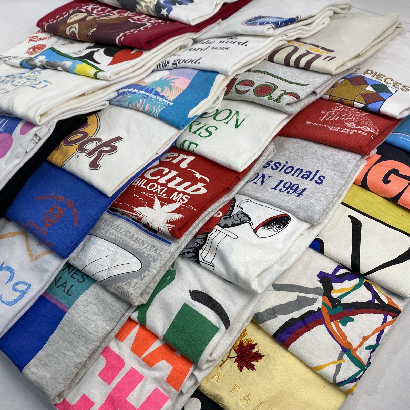 Wholesale Lot of 30 Vintage Short Sleeve Tee Shirts (Sizes In Description) gallery