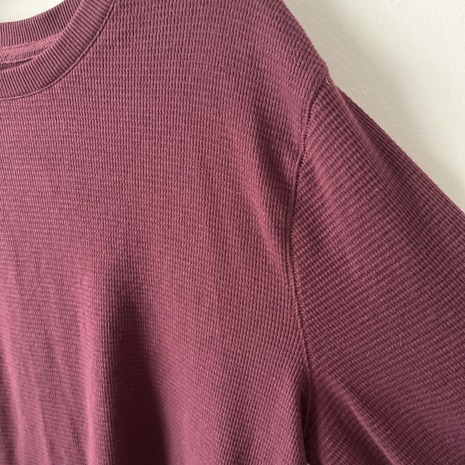 Men’s Thermal Waffle Knit Shirt XL Burgundy Crewneck Layer Banded Cuffs Workwear gallery