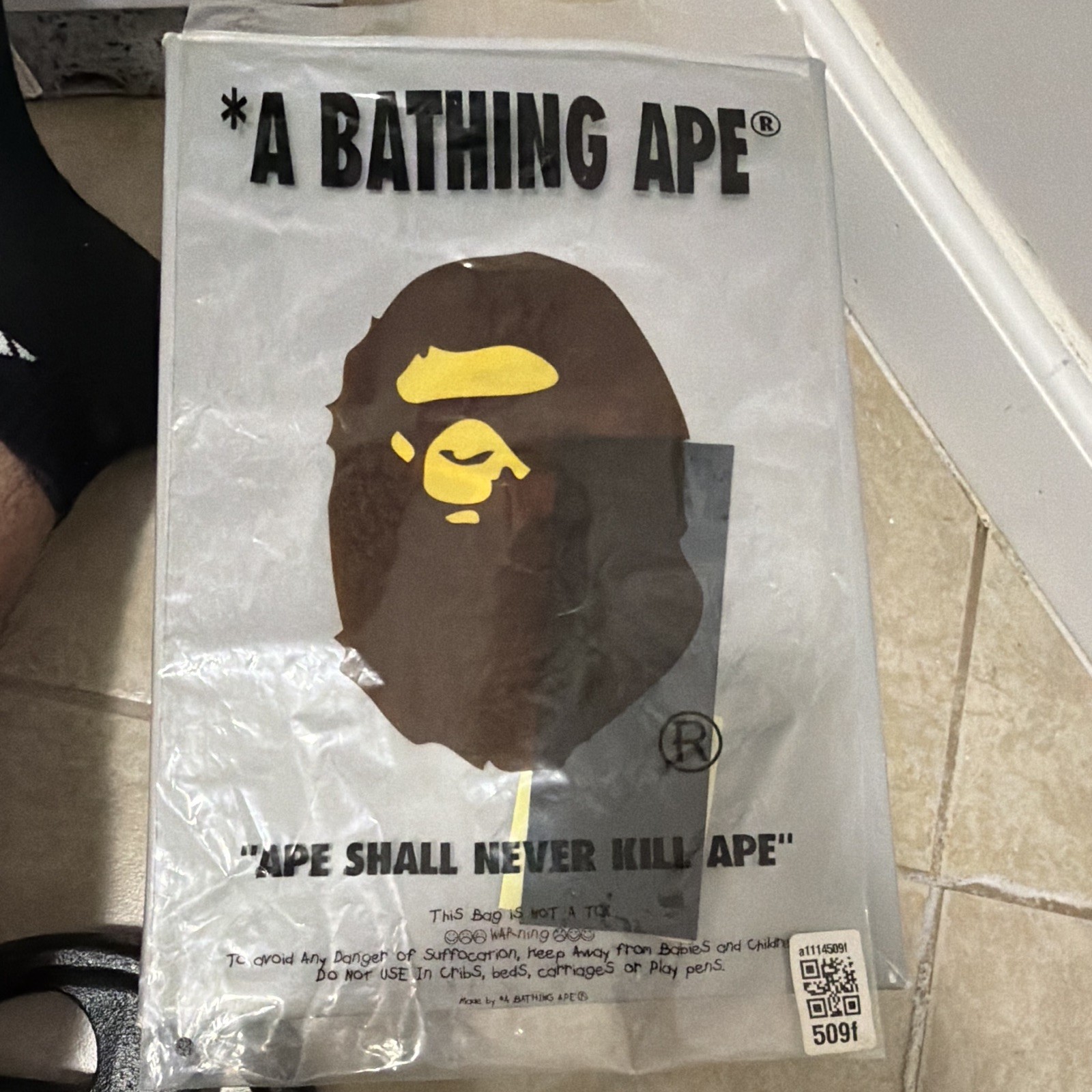 A Bathing Ape BAPE T-Shirt S Men's Black Logo Graphic Cotton Crew Neck gallery