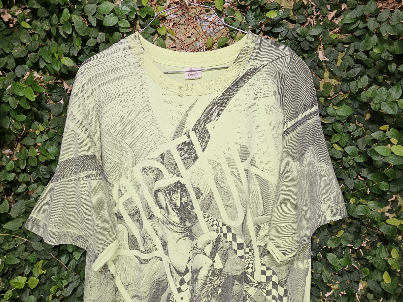 Vintage Y2K Rapture Op Art Angel GRN Apple Tree Streetwear AOP T-shirt Sz XL gallery