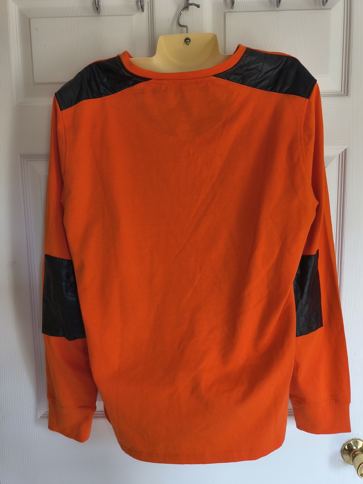 ​Men's Sean John Long Sleeve Henley Shirt - Orange/Black Quilted Accents - SzXL gallery
