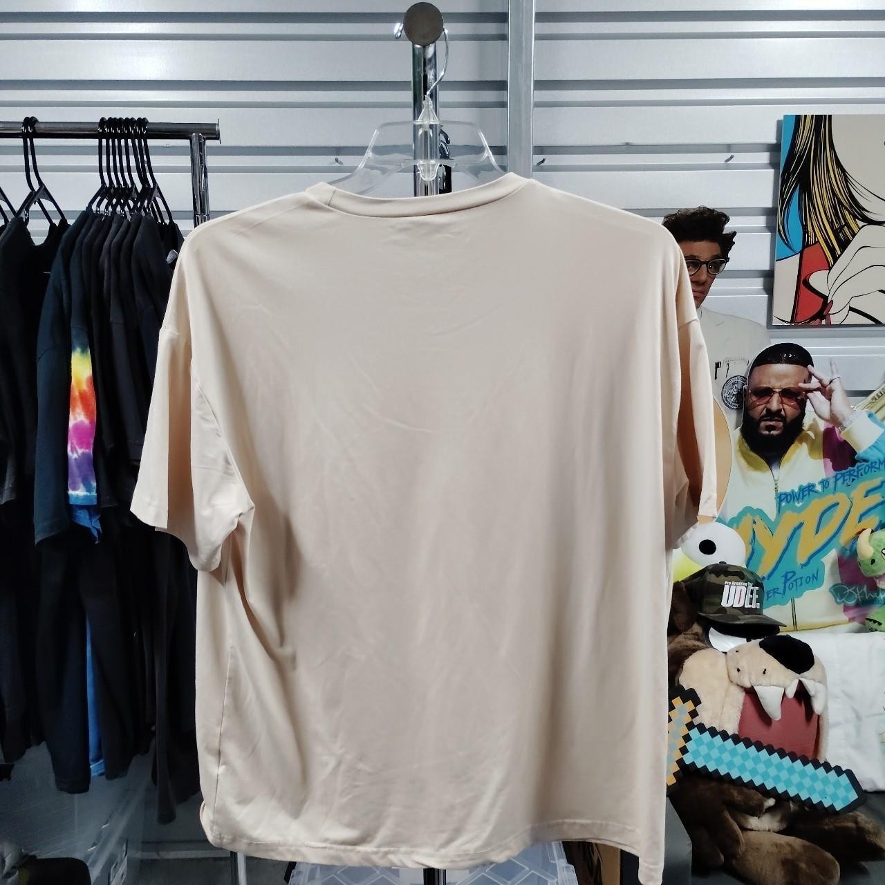 Ocean Wildlife Art Tee Shien Beige Size Large Pre Owned A291ed gallery