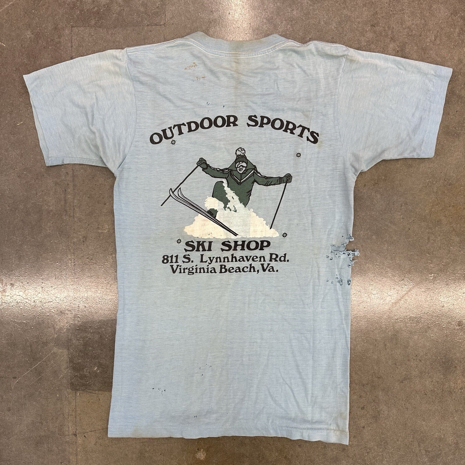 Vintage 80s Outdoor Sports Ski Shop Virginia Beach T Shirt 80s Distressed Medium gallery
