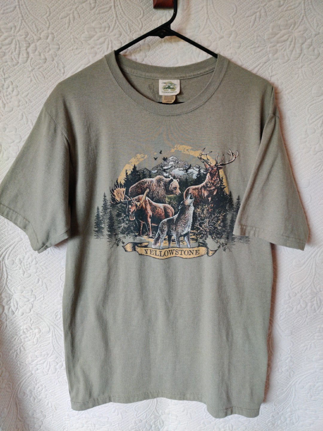 Eco Mountain Yellowstone National Park Graphic T-Shirt Mens Large Green Made USA