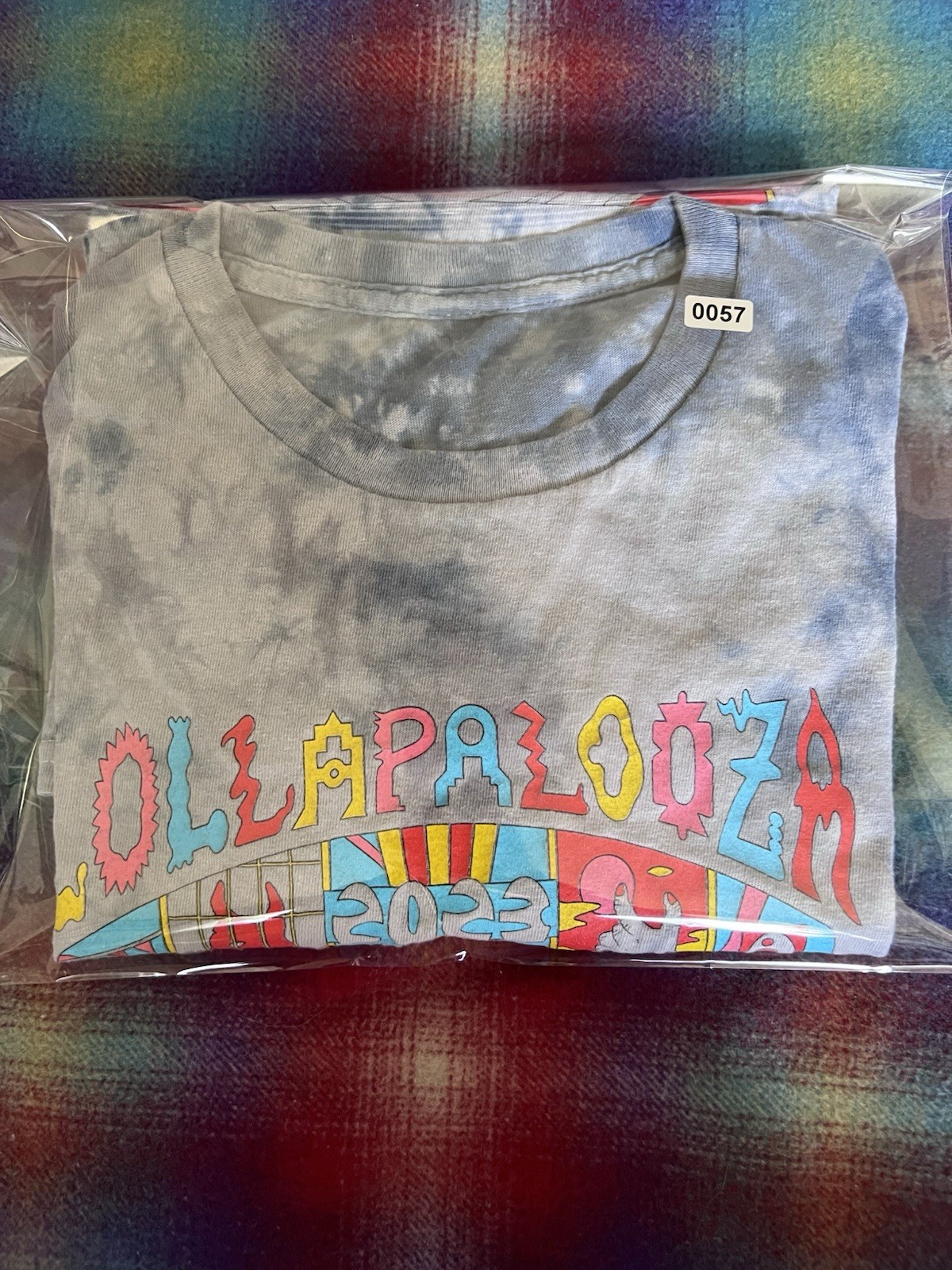 2023 Lollapalooza Chicago multicoloured tie-dye t-shirt Size Small gallery