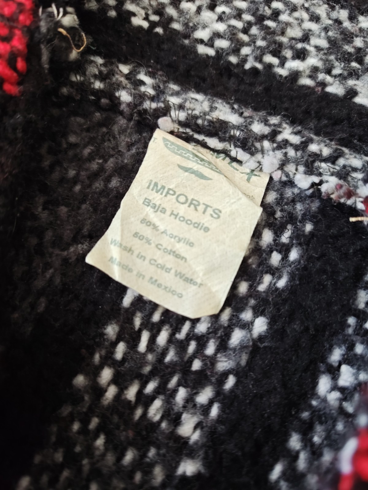 Guatemala Poncho Sweater Red Black Grey Men's Medium gallery