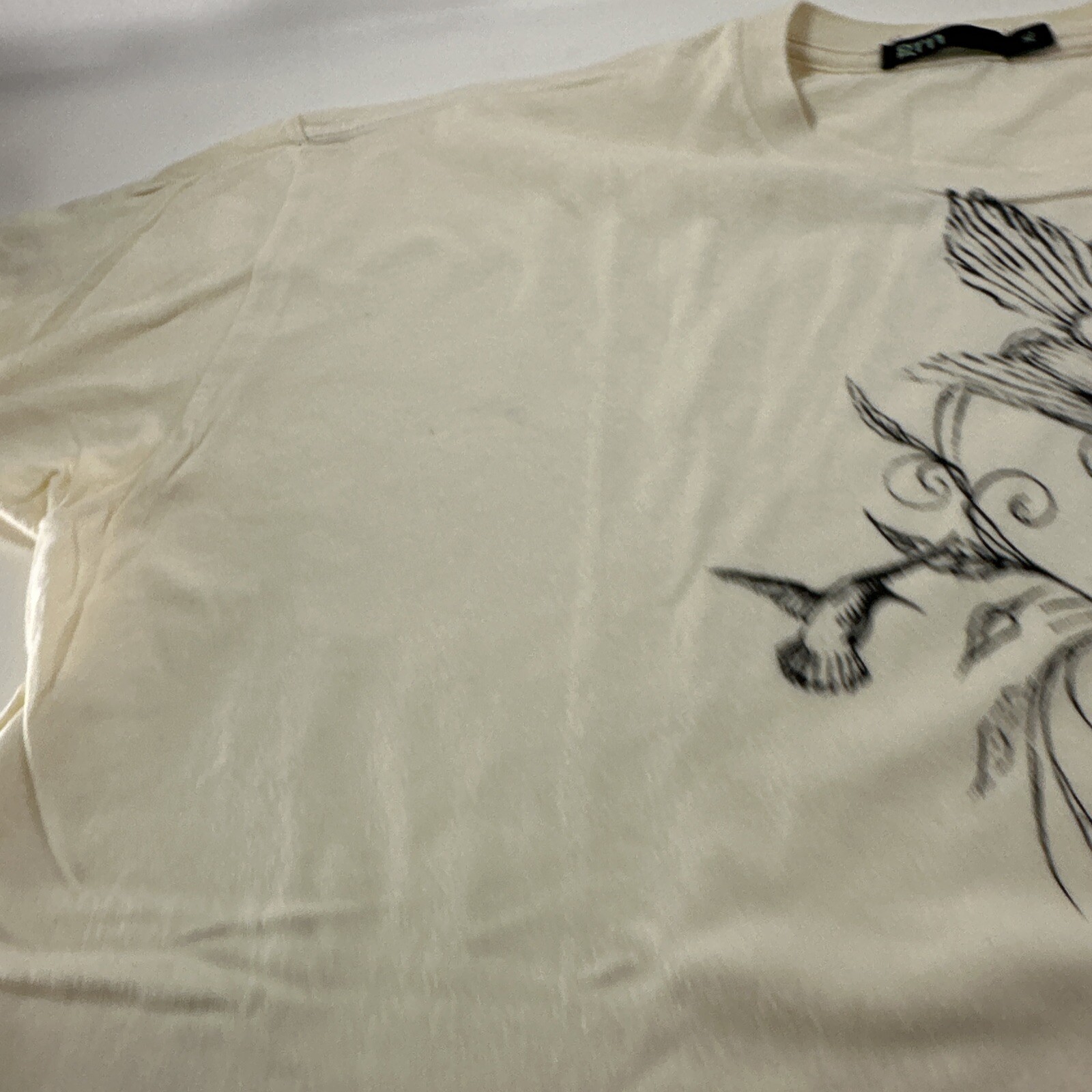 GRN Green Apple Designer Cream T Shirt Mens Sz XL Hummingbird Flowers Banner gallery