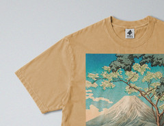 100% Cotton Tee – Regular Fit – Unisex – Japan’s iconic Mt Fuji Landscape