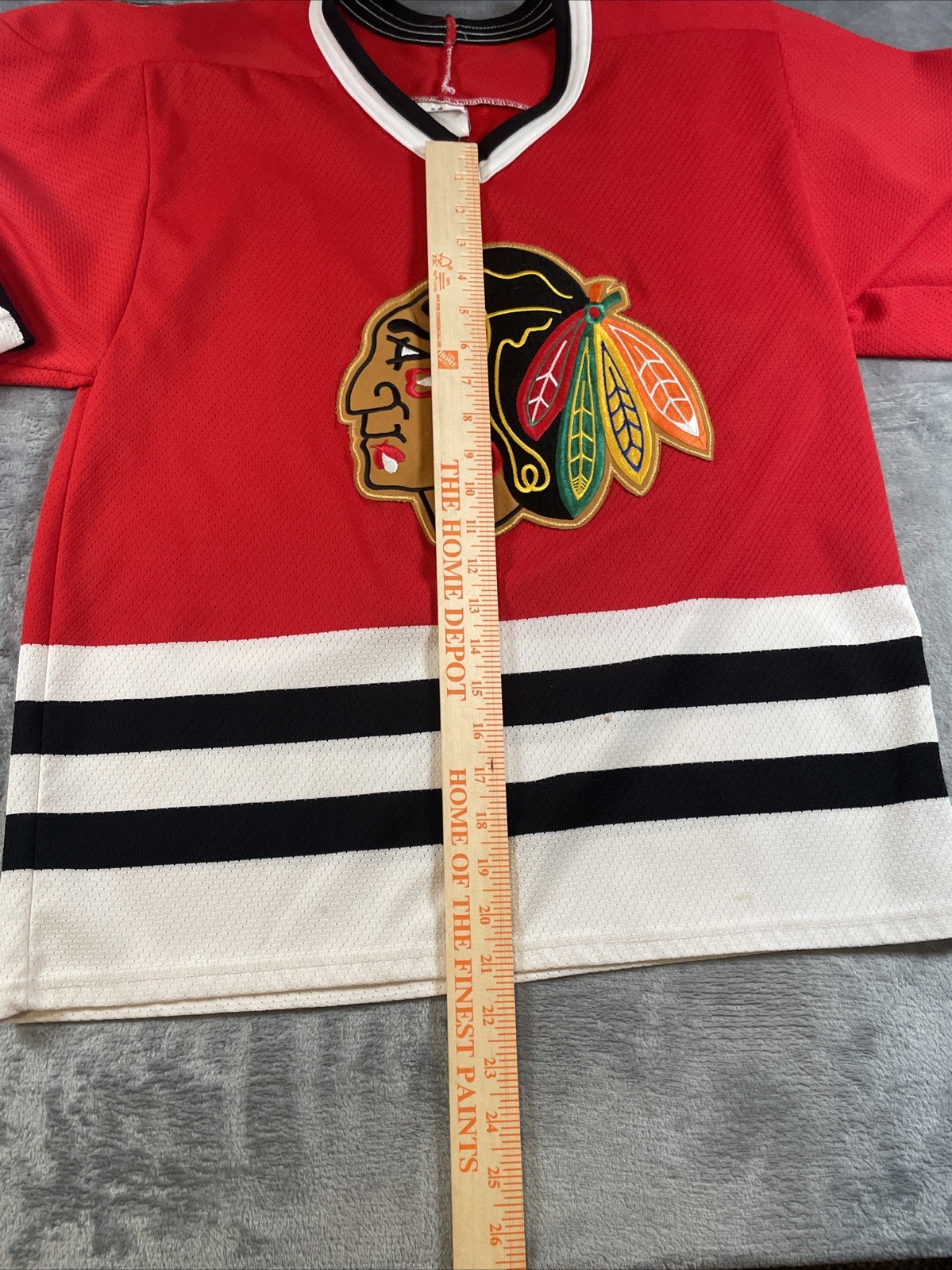 Vintage CCM x NHL Chicago Blackhawks Jersey Mens S Red Maska Air Knit Hockey gallery