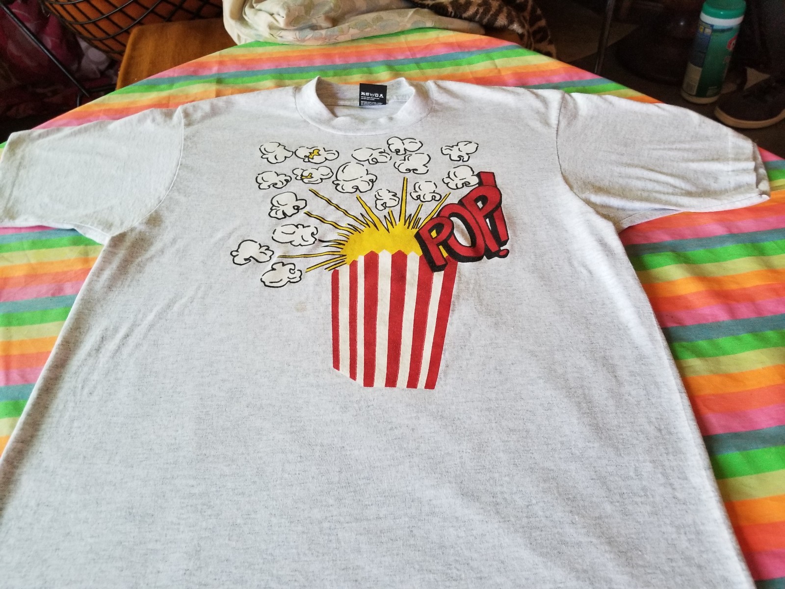 POPCORN COOL 80S TEE SHIRT OP ART TEE SCREEN STARS TAG KILLER LARGE gallery