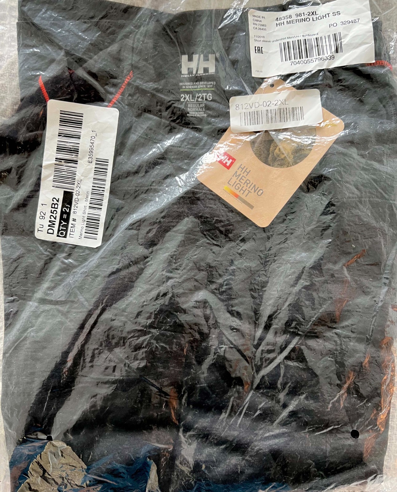 NEW Helly Hansen Merino Light Shirt XXL 100% Merino Wool Black Base Layer TShirt gallery