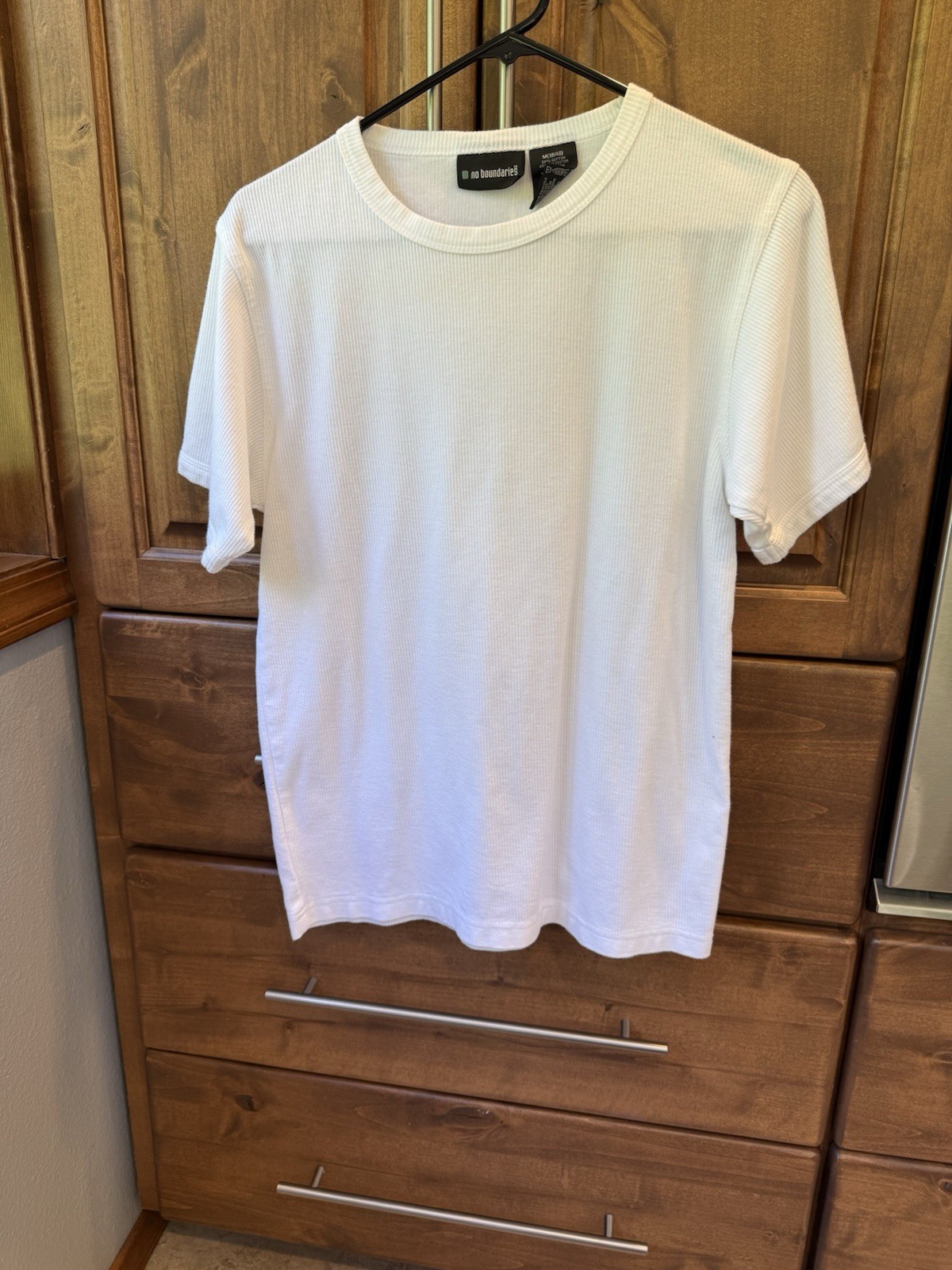 No Boundaries T-Shirt Top Men’s Size 38/40 White SS Ribbed