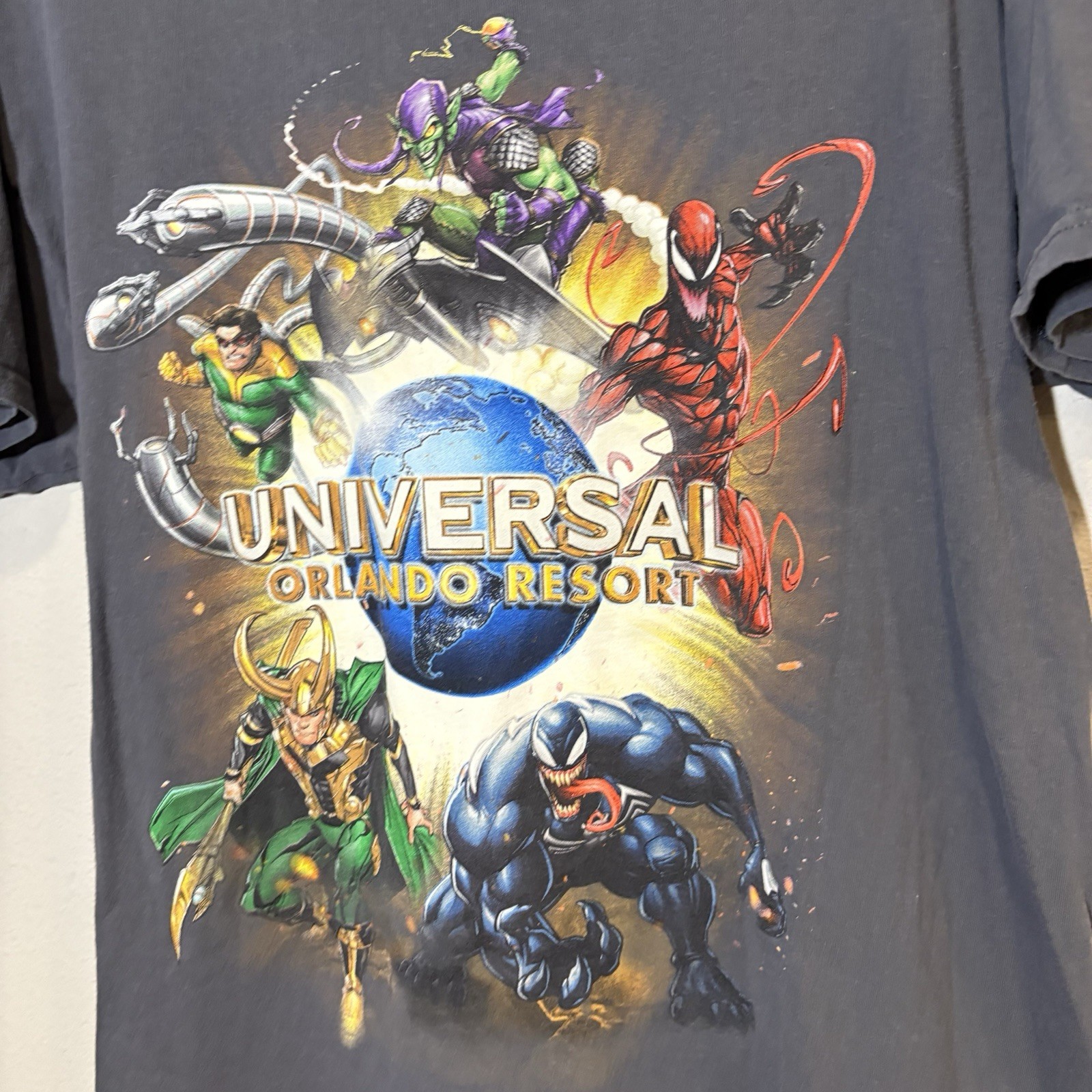 Marvel Villains Universal Venom Resort Graphic T-Shirt Gray Adult L Mad Engine gallery