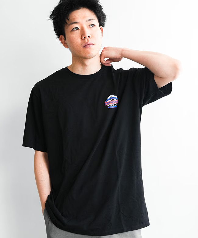 NWT Patagonia Men's Great Waves Responsibili-Tee 37873 Black X-Large gallery