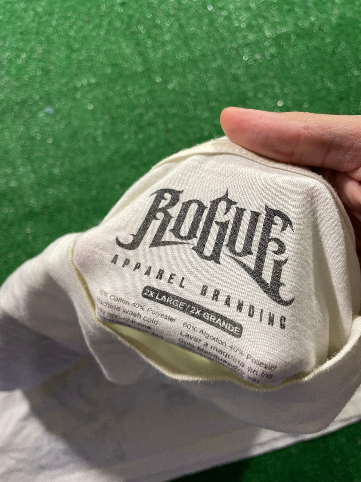 ROGUE Apparel Branding T-Shirt Sz 2XL White Y2K Style Worn gallery
