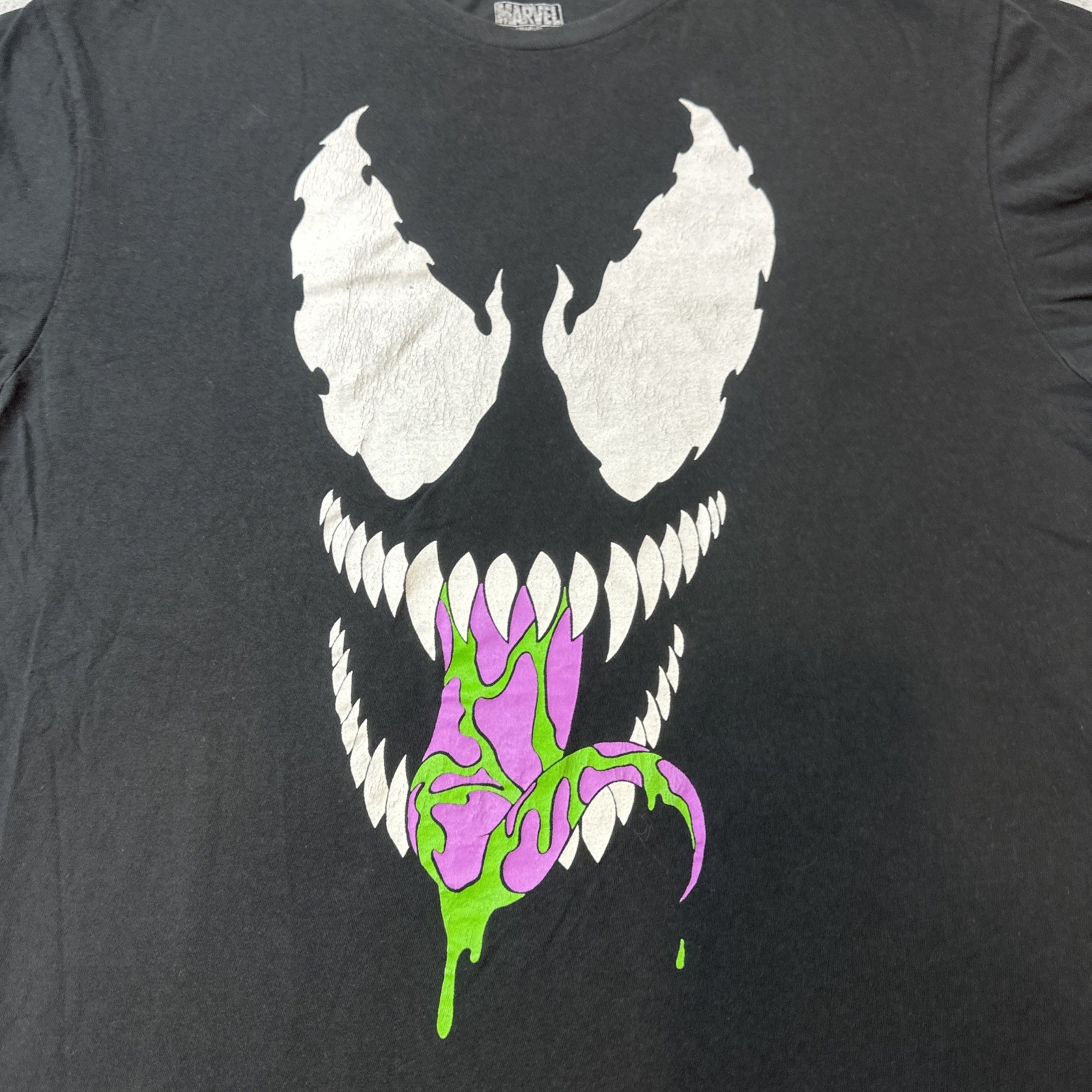 Marvel Mad Engine Men's T-Shirt Large Black Venom Face Purple Green Cosplay gallery