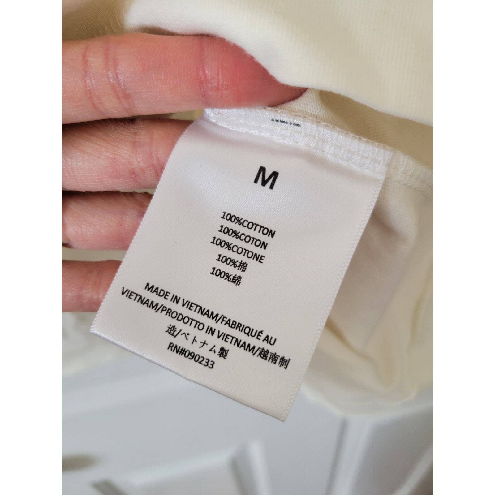 FEAR OF GOD - ESSENTIALS CORE LONG SLEEVE TEE - CLOUD DANCER - M NWT gallery
