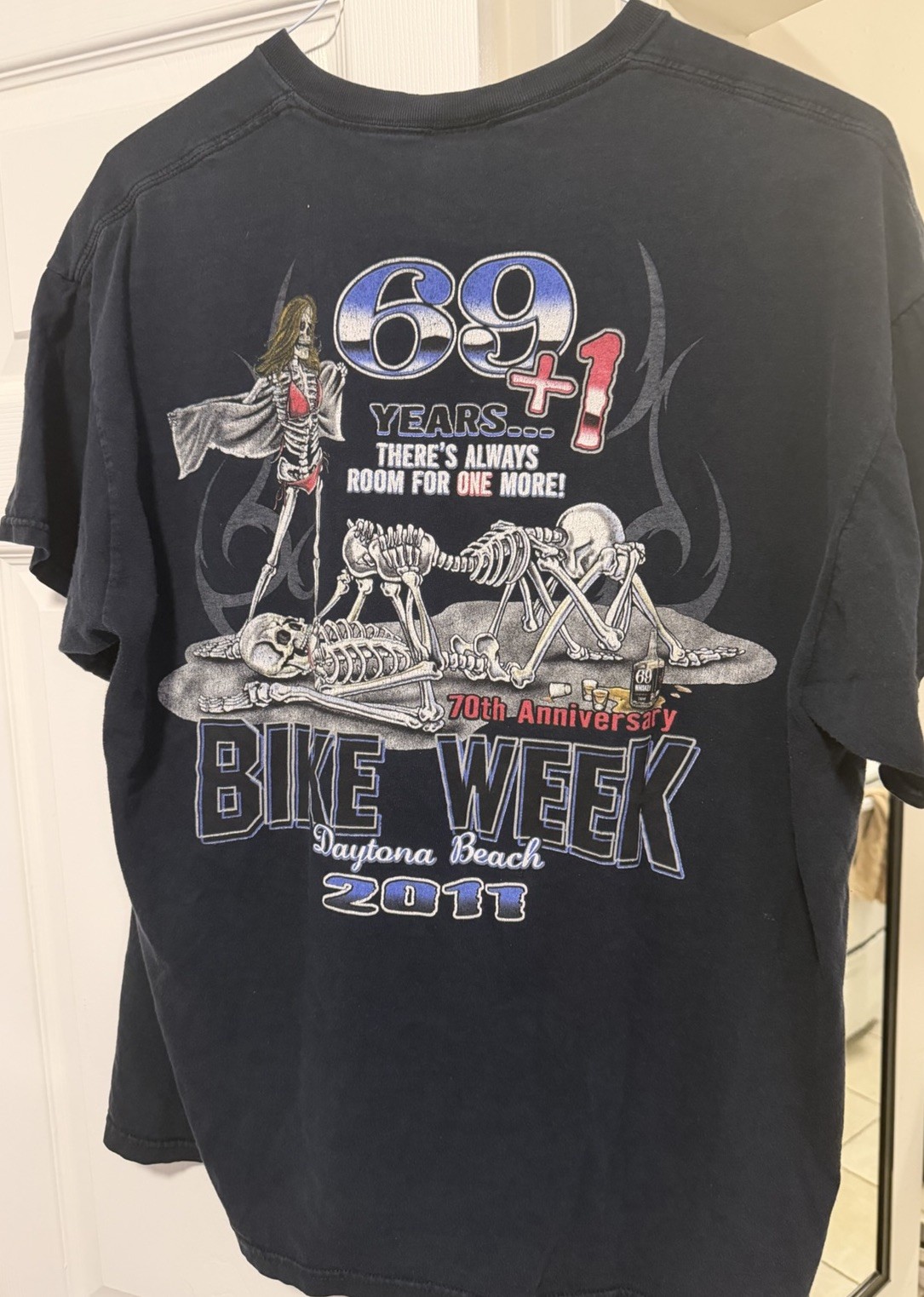 Vintage Harley-Davidson Men's Daytona Beach Bike Week T-Shirt XL Fits Like L gallery