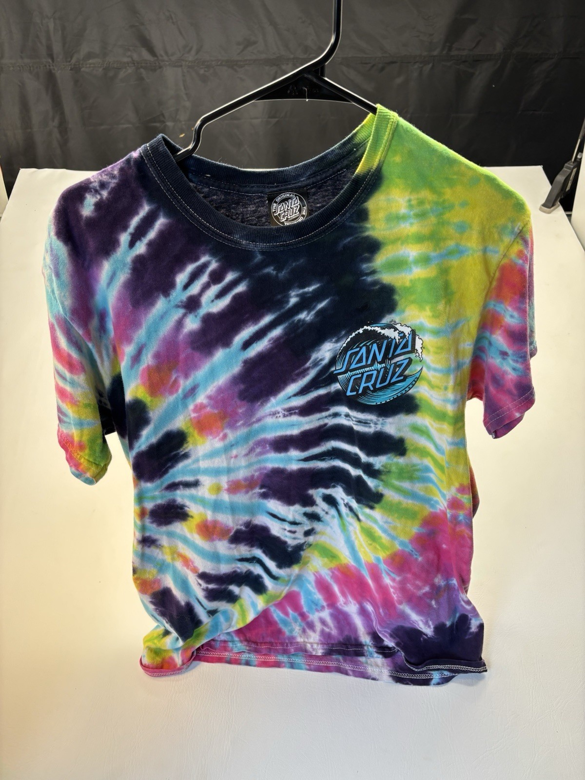 Santa Cruz multicoloured tie-dye t-shirt Men’s Size M gallery