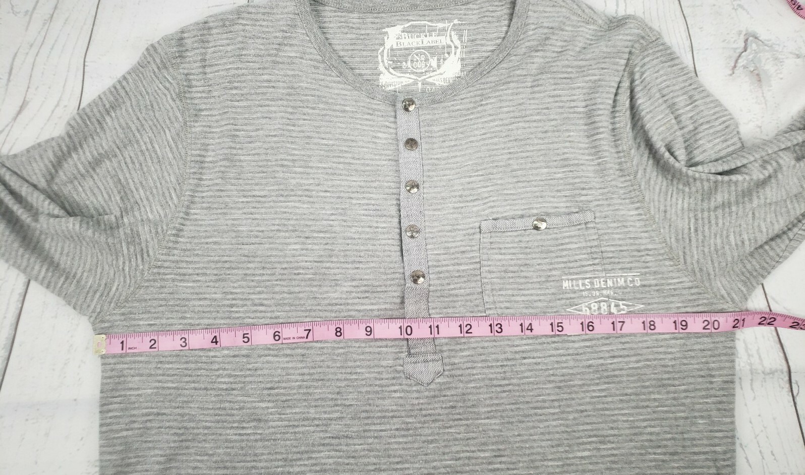 Buckle Black Label Henley Shirt Sz Large Gray Studded Button Pocket Long Sleeve gallery