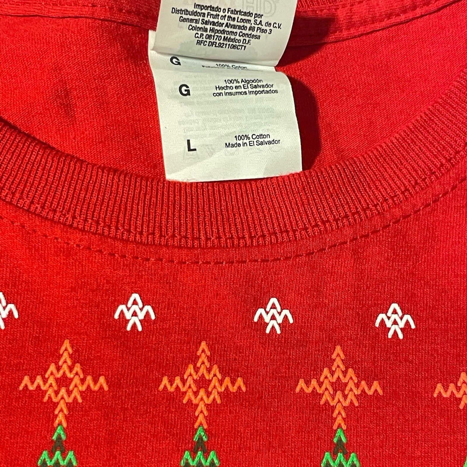Christmas Pattern Shirt (L) Reindeer, Snowflakes, Trees gallery