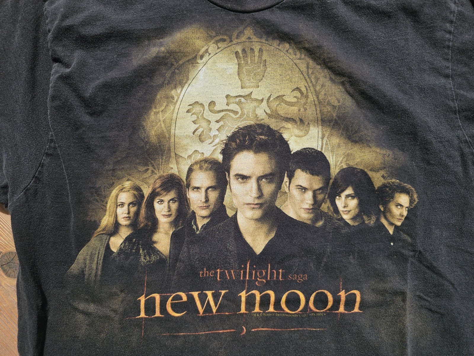 Rare Vintage The Twilight Saga New Moon 2009 Film Promo T Shirt 2000s Pattinson gallery