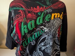 Rare Akademiks Classic Embroidered& Felted Graphic T Shirt 100% Cotton XXL NWOT