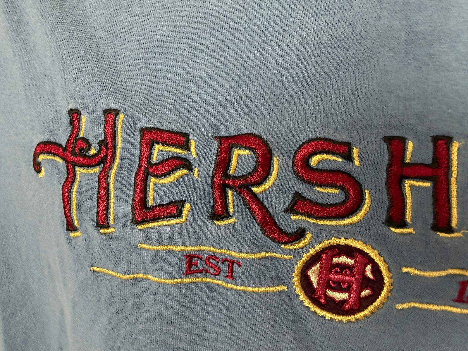 Hersheys Shirt XXL Milk Chocolate Pennsylvania Embroidered Est 1894 Vintage Y2K gallery