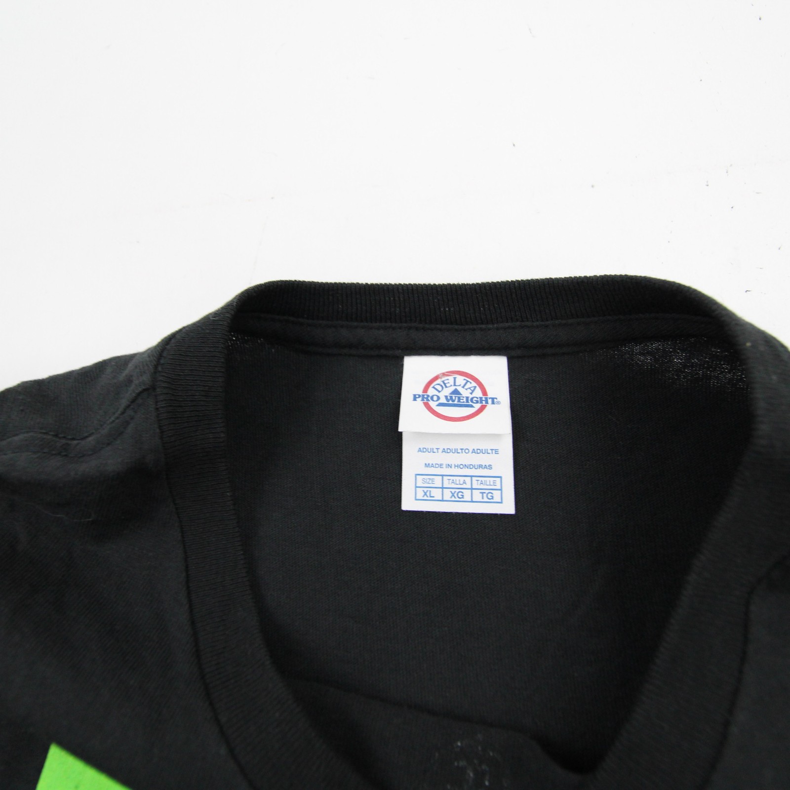 Delta Short Sleeve Shirt Men's Black Used XL gallery