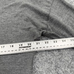 Uniqlo Turtleneck Shirt Medium Gray Long Sleeve Heattech Pullover Men’s