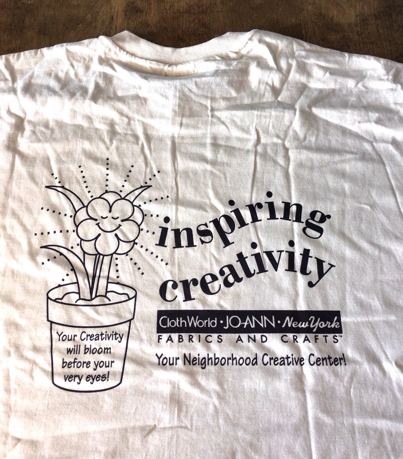 Rare Vintage 90’s JoAnn Fabrics Cloth World Inspiring Creativity Tshirt Unused gallery