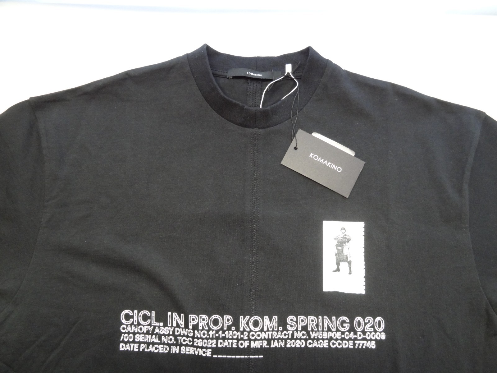 NWT Komakino M Utility Side Zip Pocket Black Short Sleeve Tee T-Shirt Designer gallery
