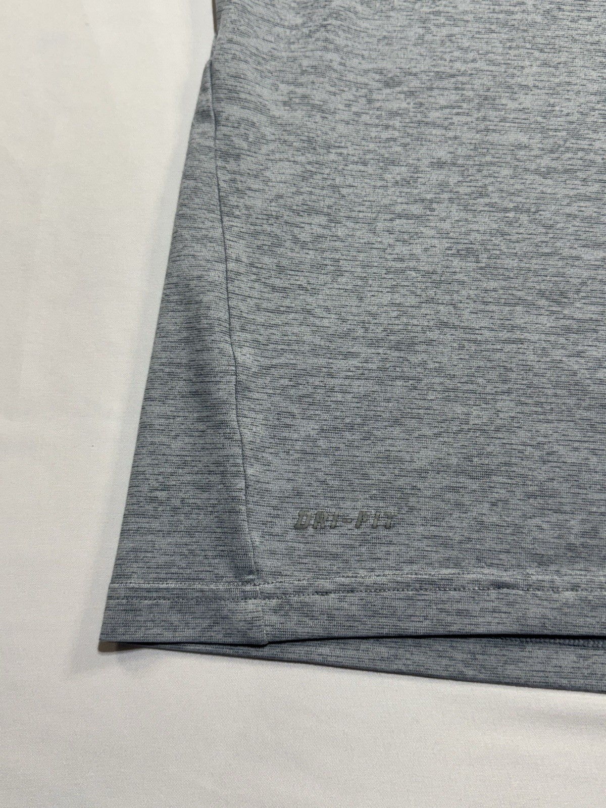 Nike T Shirt Mens L Medium Grey Heather Dri Fit Breathable Lightweight Training gallery