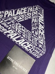 BRAND NEW Palace Tri-Text T Shirt Small ,Large, XL – HYPETREASURES