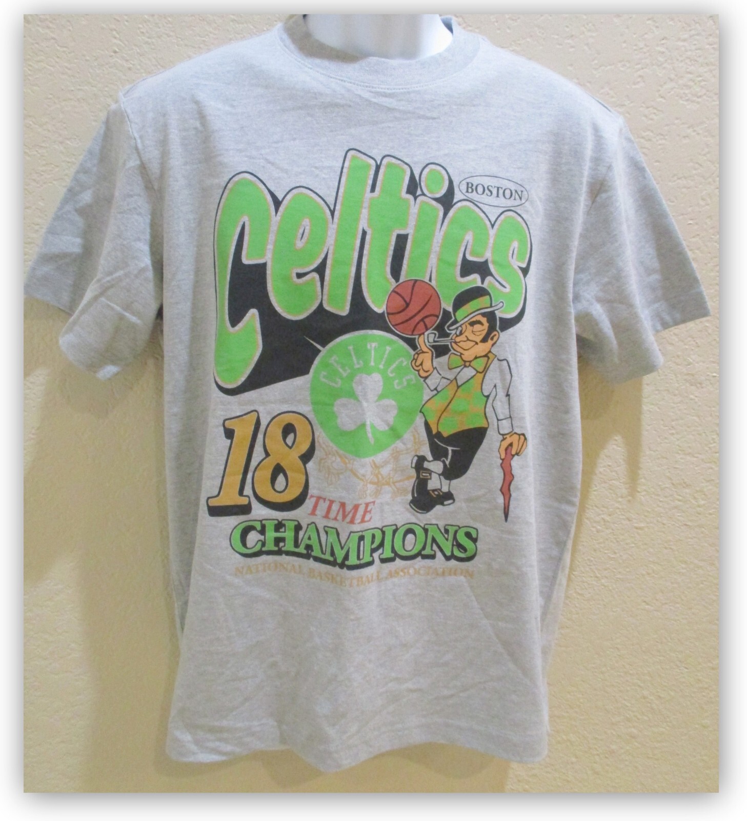 Boston Celtics 18 time Champion tshirt 90% Cotton Quality Midweight Short Sleeve gallery