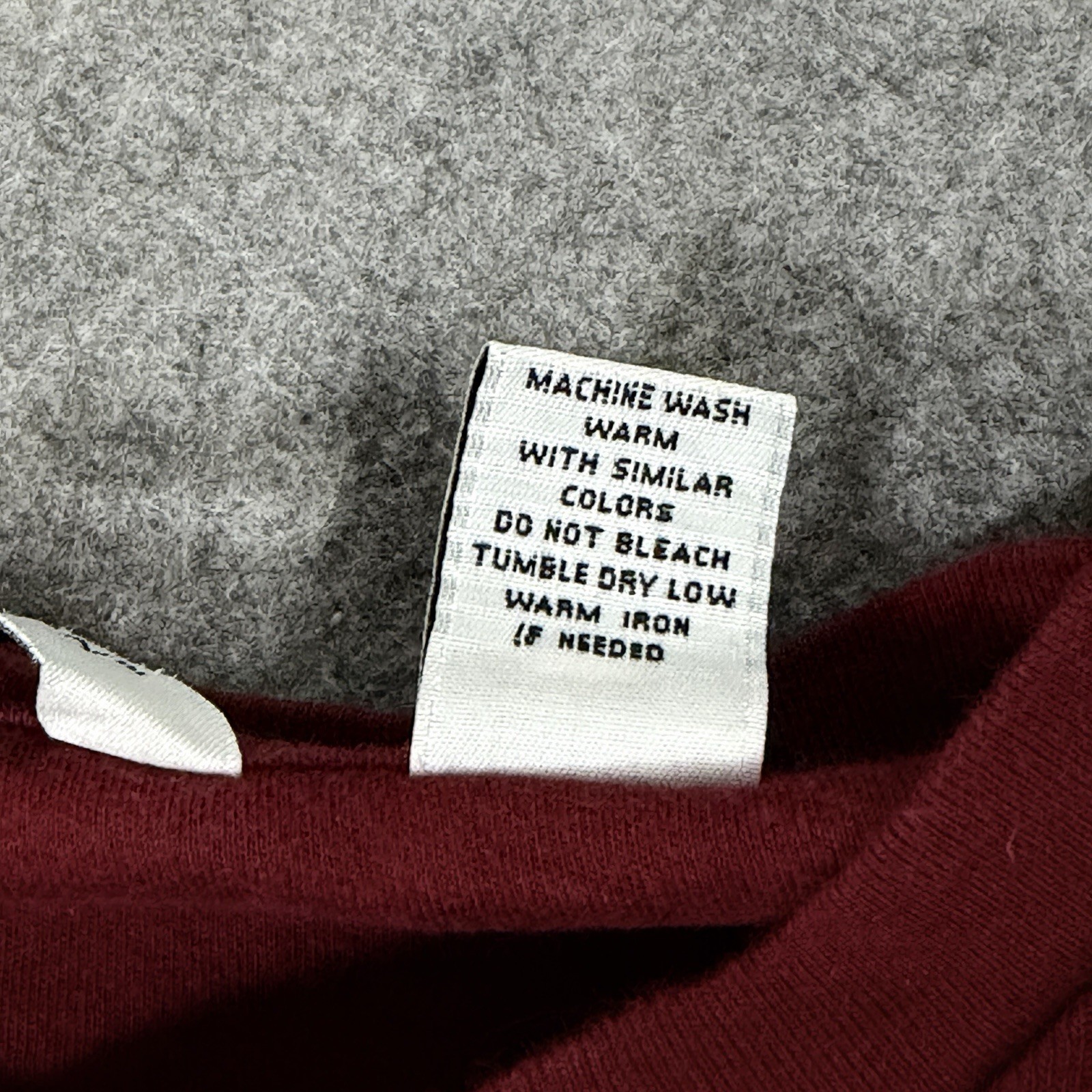 Covington Long Sleeve Pullover Ribbed Knit V-Neck Shirt Fits Men’s Sz Large Red gallery