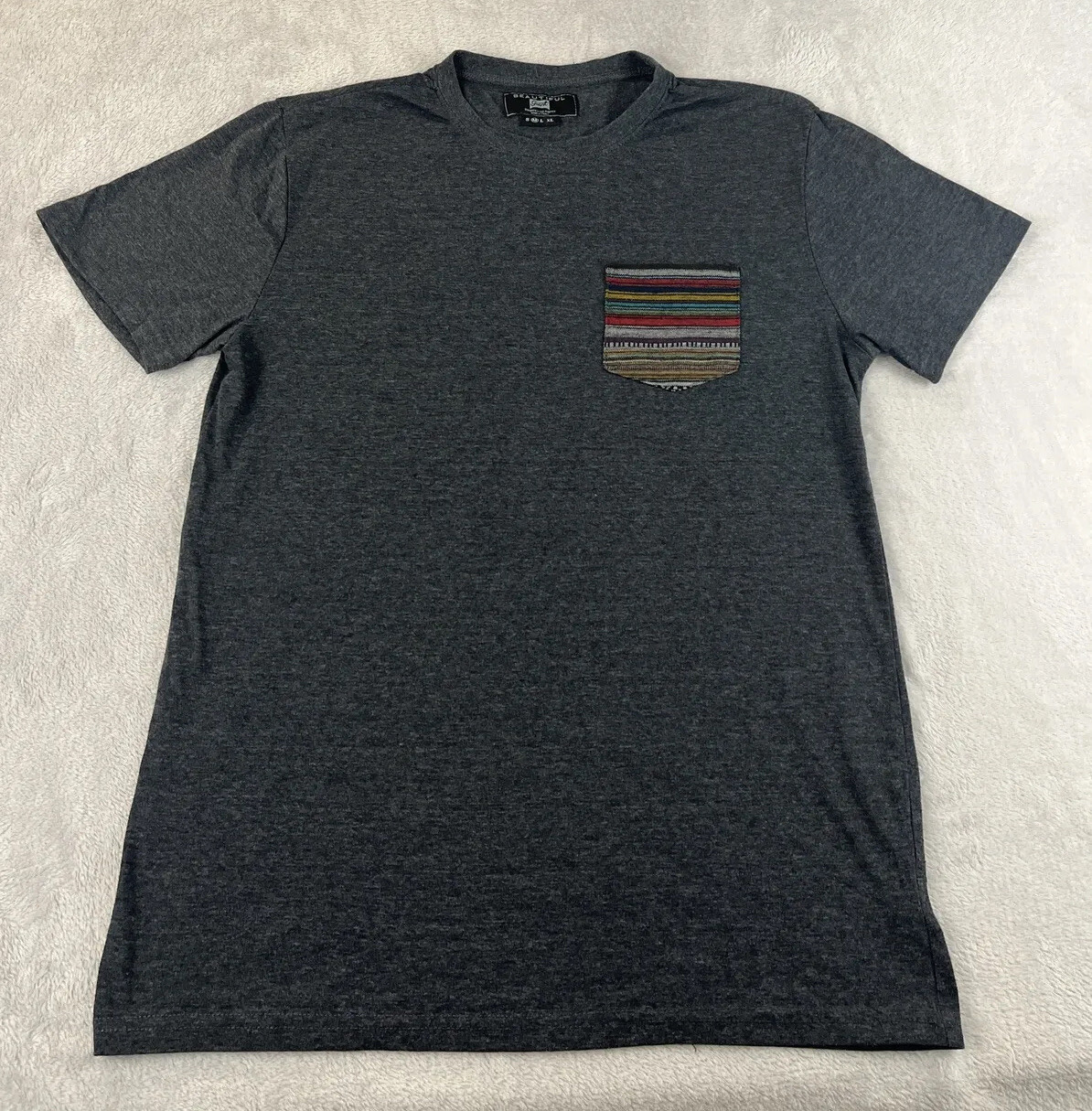 Beautiful Giant mens gray short sleeve pocket tshirt size medium gallery