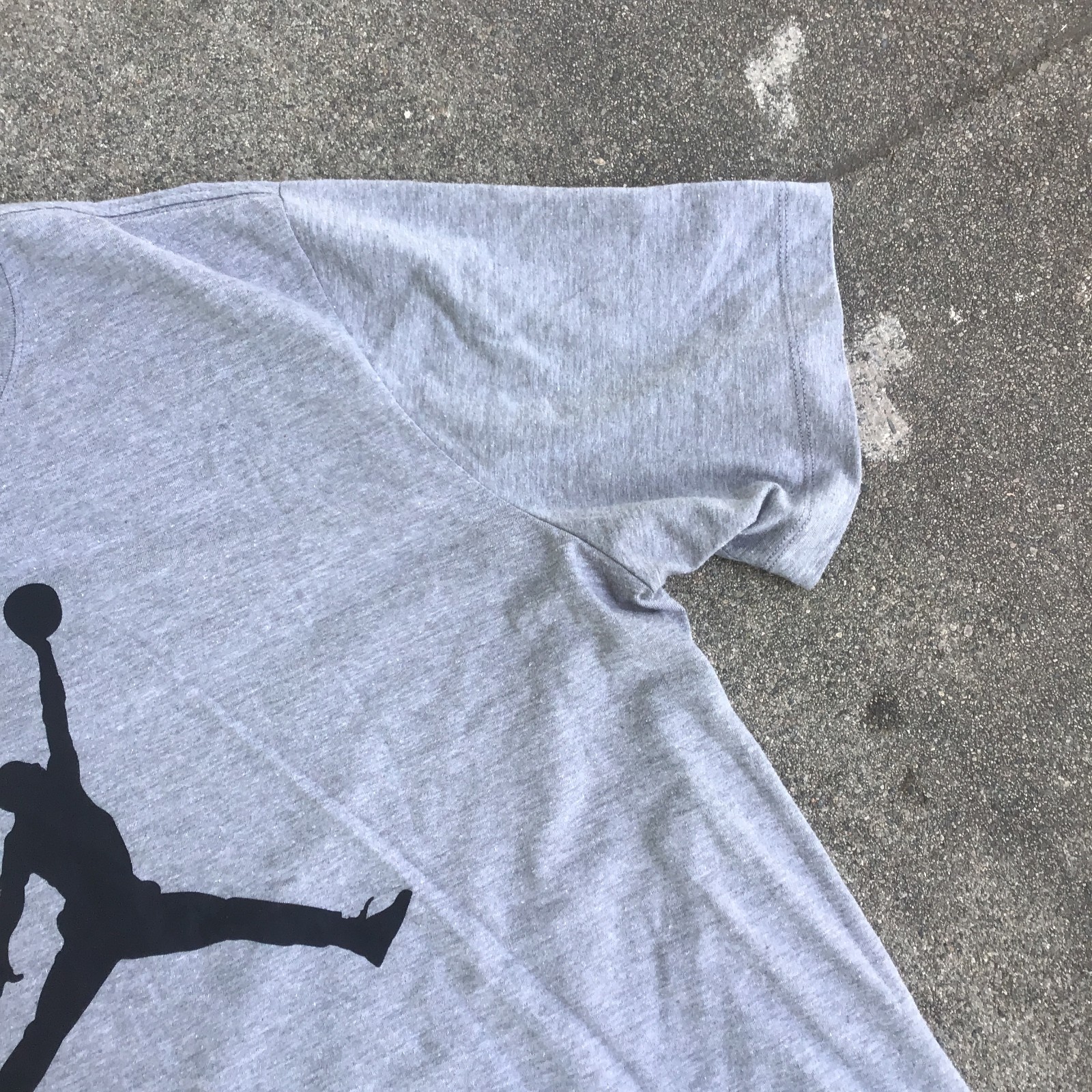 Jordan Jumpman Men XL Shirt Michael Jordan Logo Crew Neck Heather Gray gallery