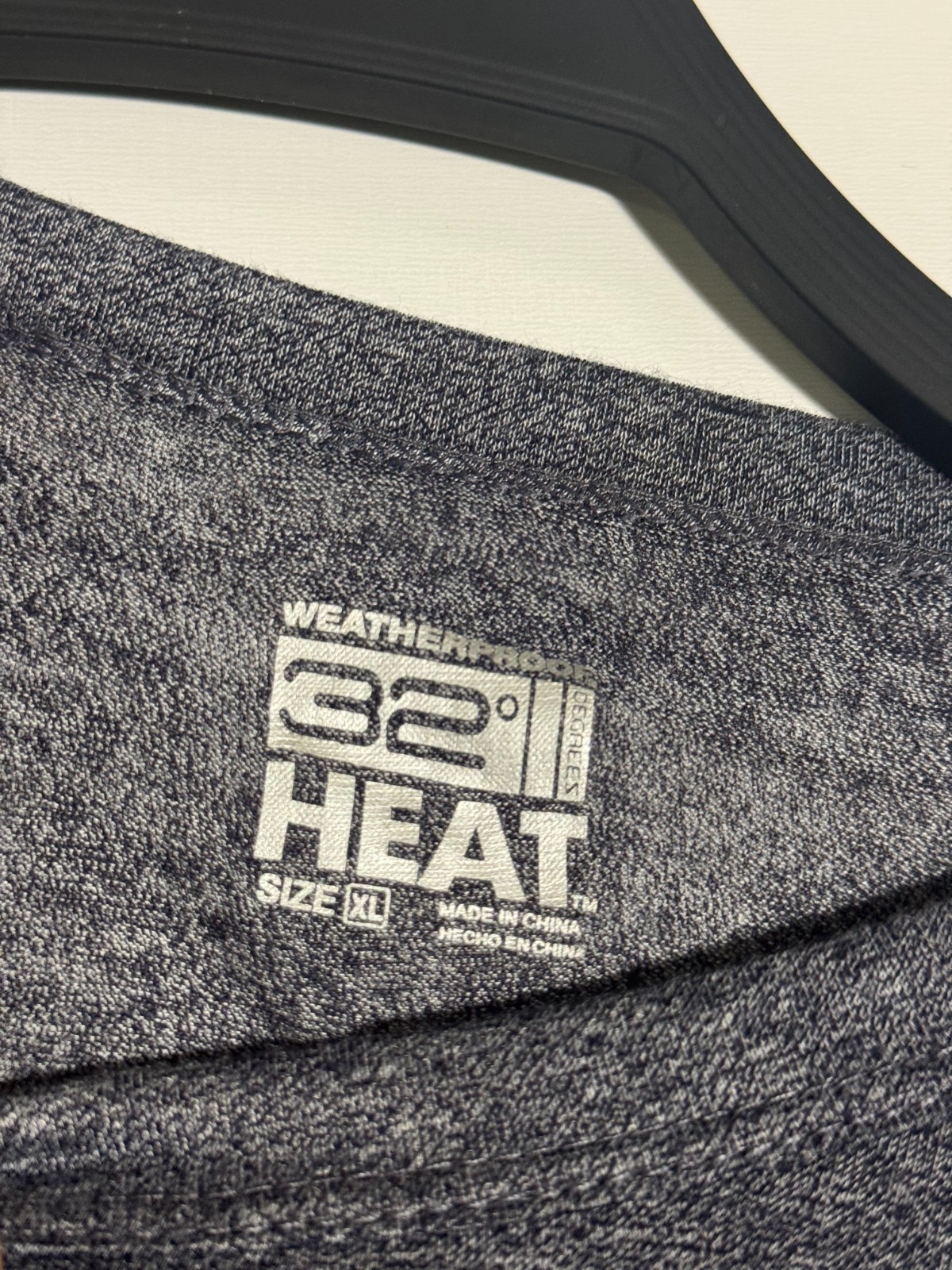 32 Degrees Heat Shirt Mens XL Charcoal Gray Crew Neck Long Sleeve Weatherproof gallery
