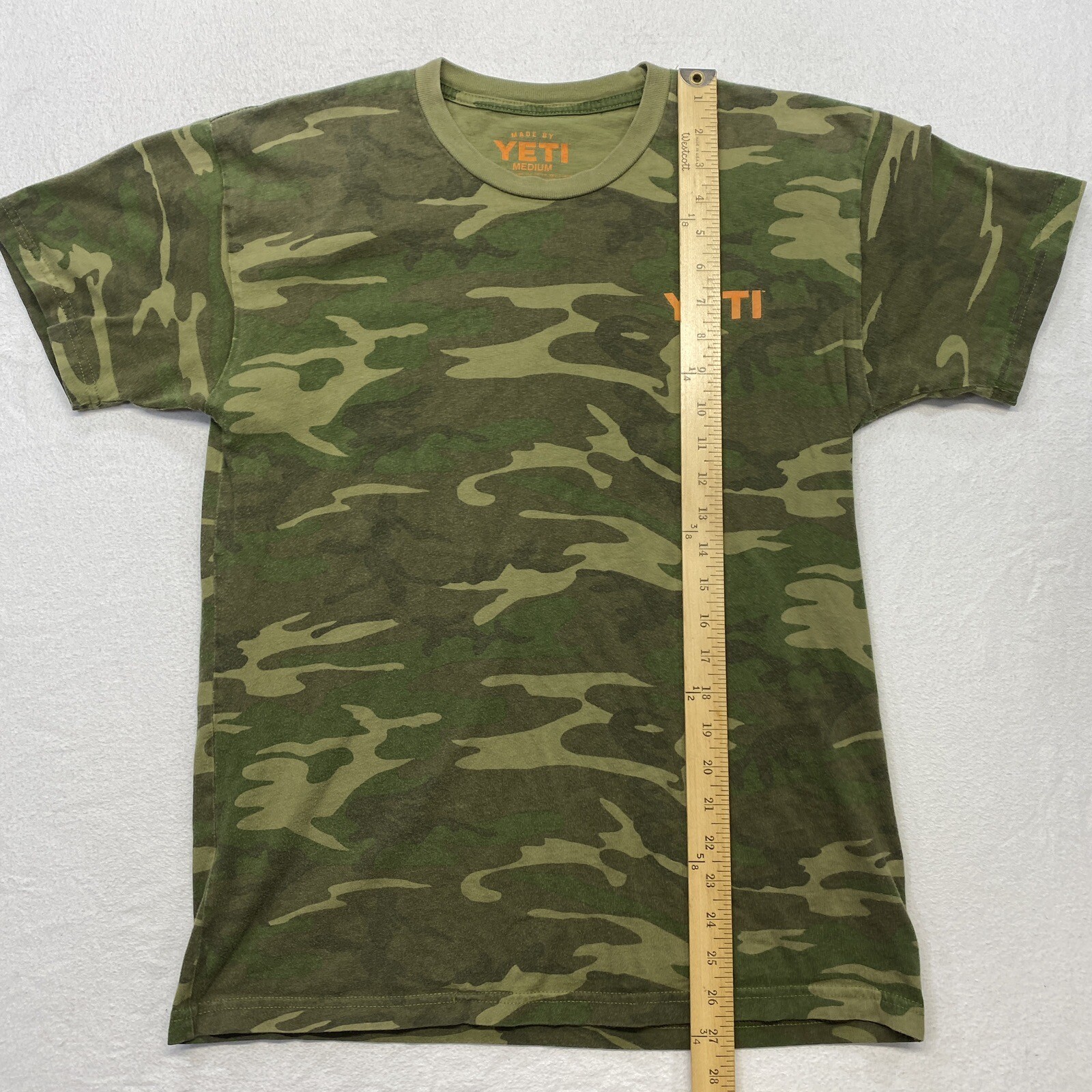 YETI Camo T Shirt Medium Green Orange Short Sleeve gallery