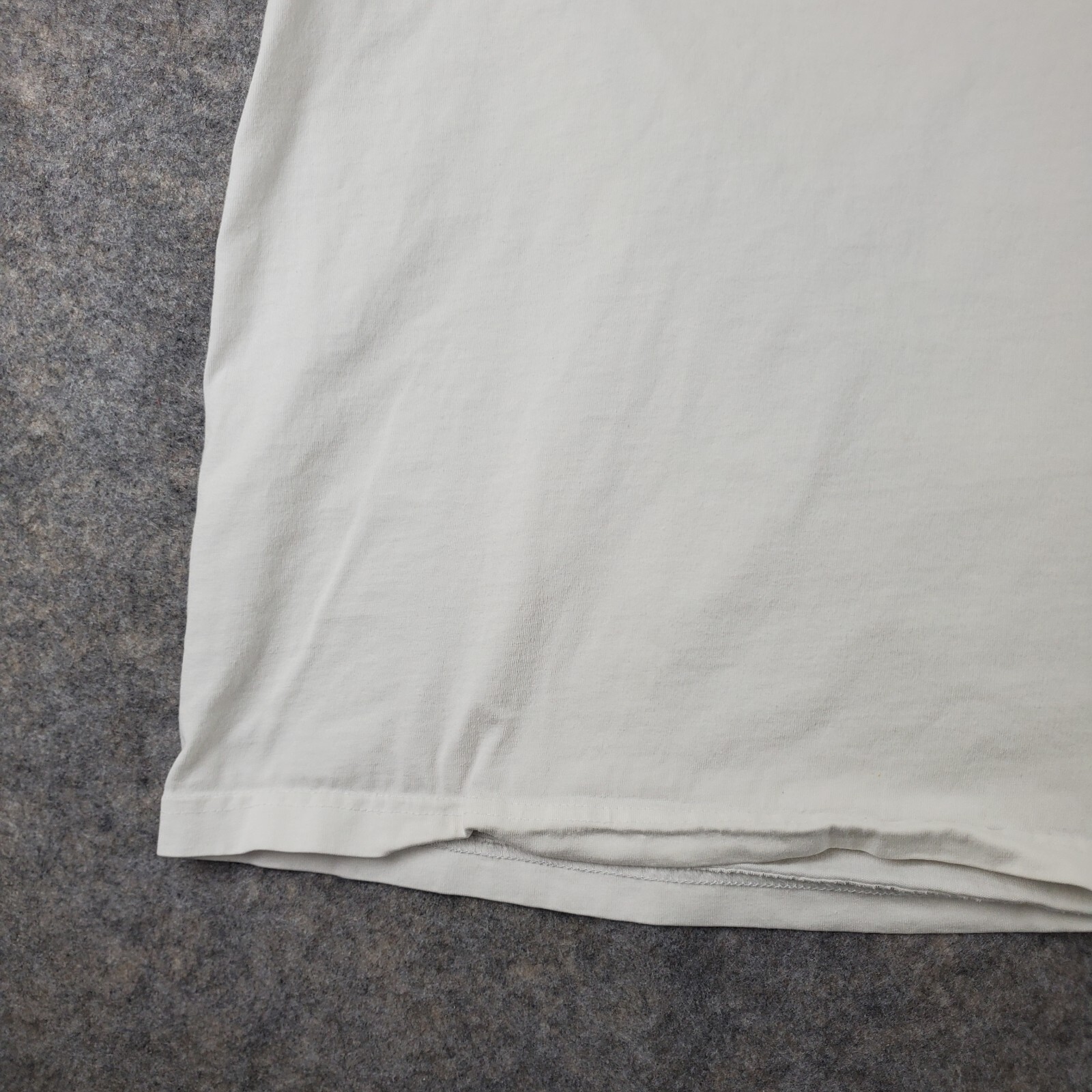The Discovery Channel X H&M Shirt Mens Extra Large White Crew Neck Short Sleeve gallery