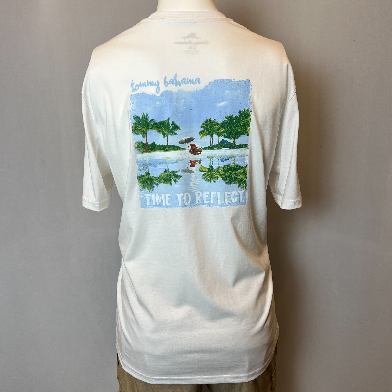 Tommy Bahama Shirt Mens Extra Large 2XL White Short Sleeve Beach Chair Reflect gallery