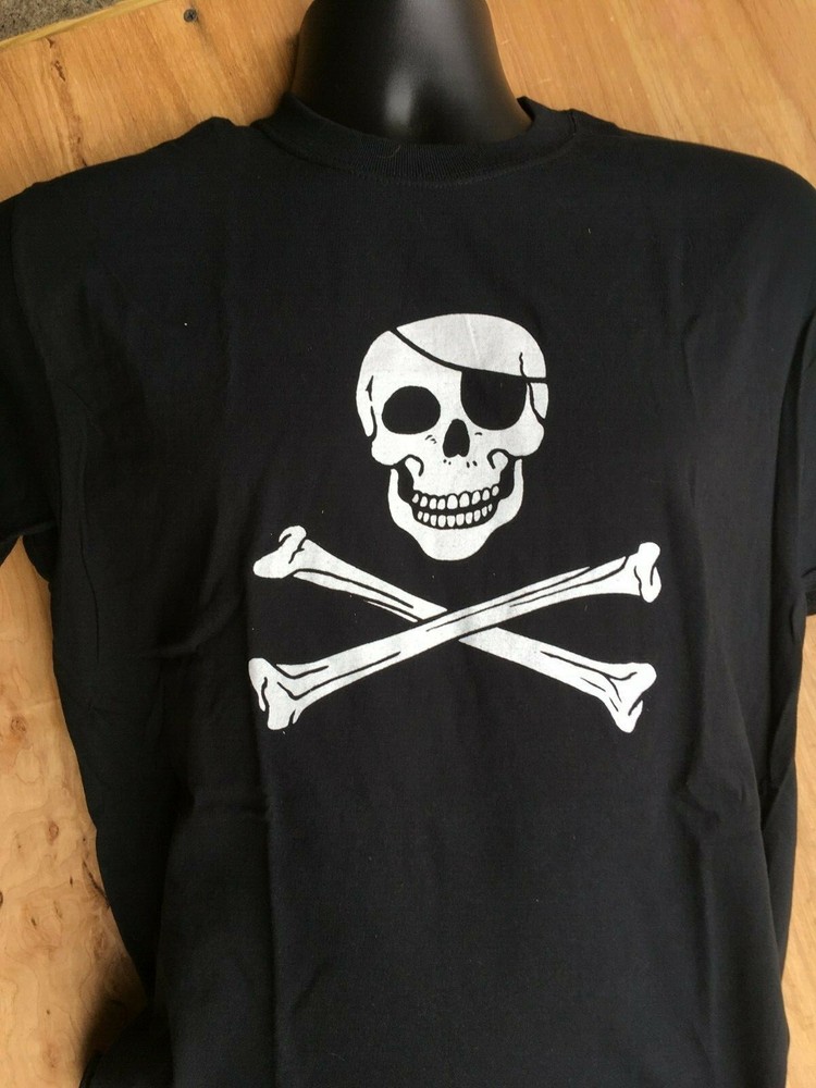 SKULL CROSSBONES jolly roger PIRATE T SHIRT cross bones GOONIES misfits