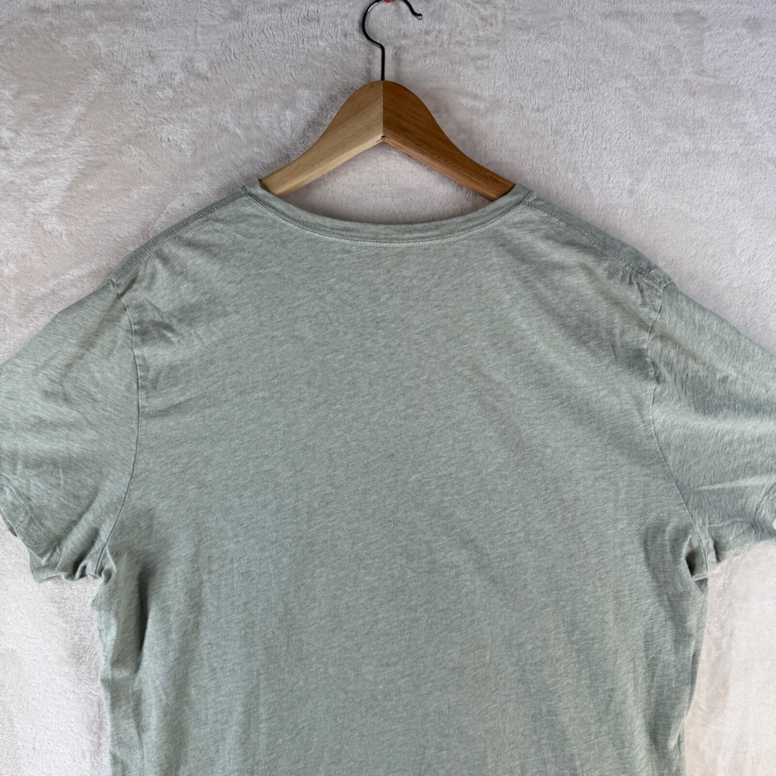 Banana Republic Men's Size XL Solid Green Cotton Short Sleeve Fitted Vee gallery