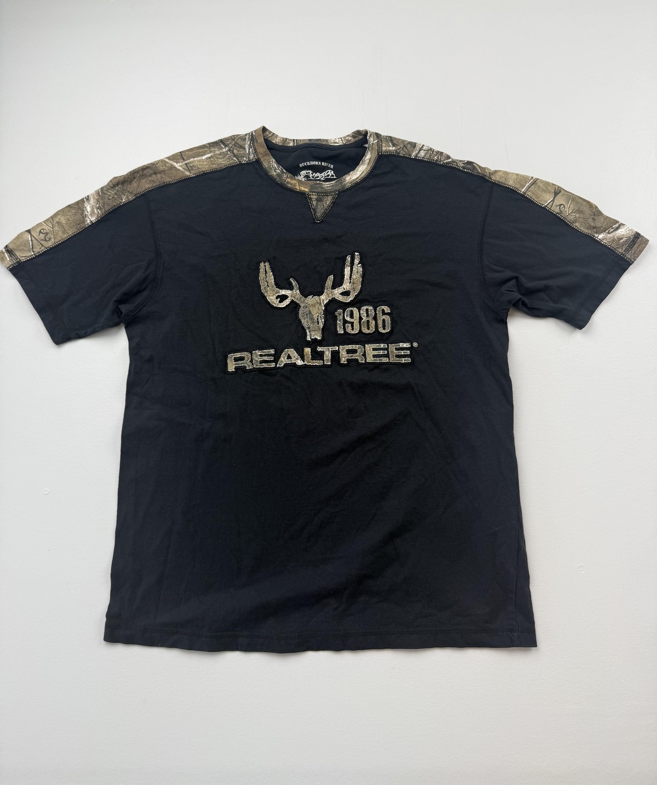 Buckhorn River Shirt Mens Large Black Realtree 1986 Graphic Tee Camo Hunting