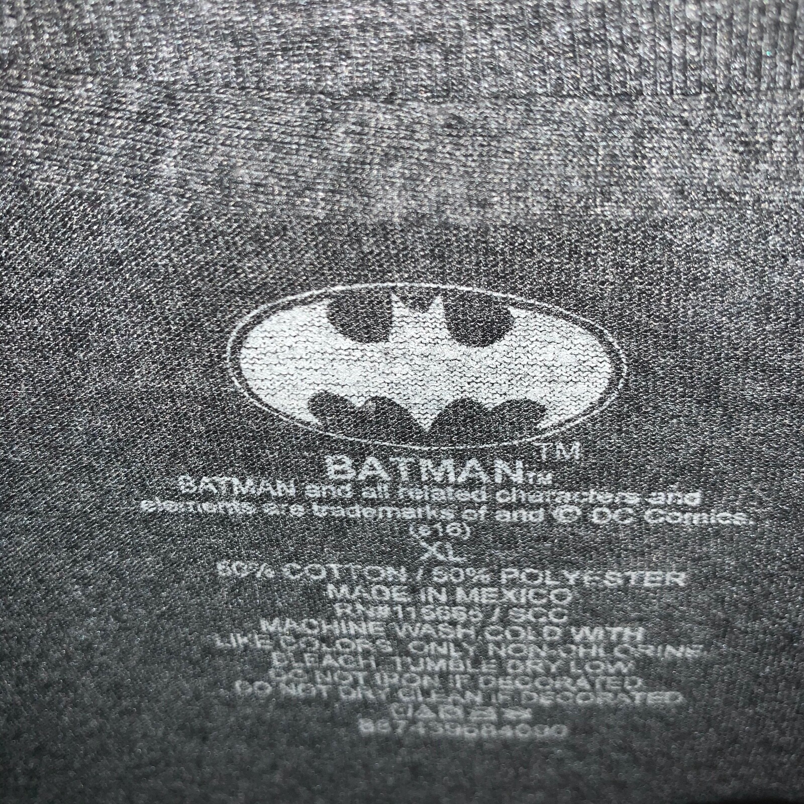 Batman Men's Dark Heather Gray Yellow Dark Knight Graphic T-Shirt Size XL gallery
