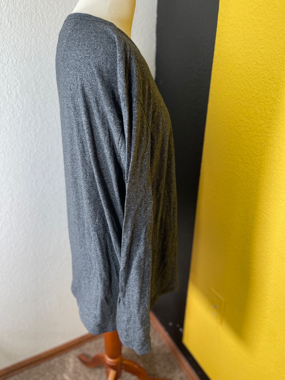 Banana Republic Mens Shirt Extra Large Gray Shirt Pocket Cotton Blend Easy Care gallery