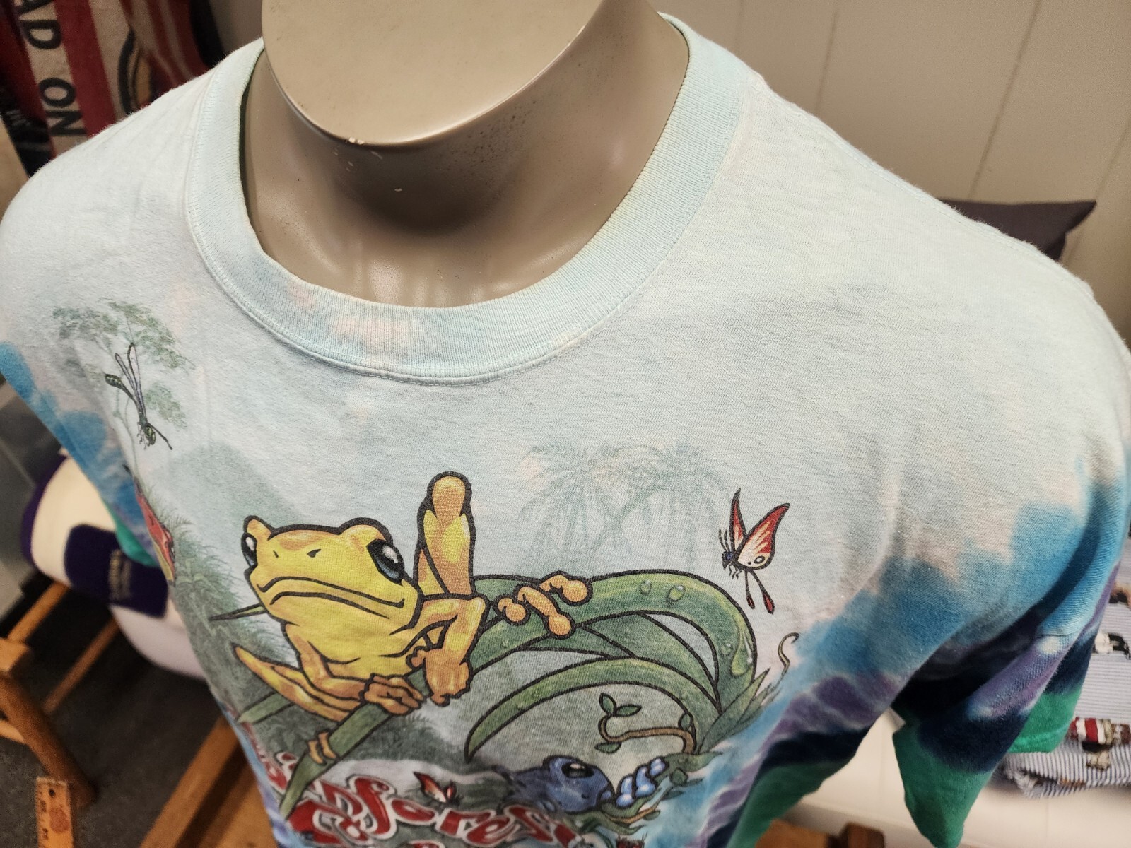 Vtg Unisex 2007 LIQUID BLUE RAINFOREST CAFE T-SHIRT FROGS XXL gallery