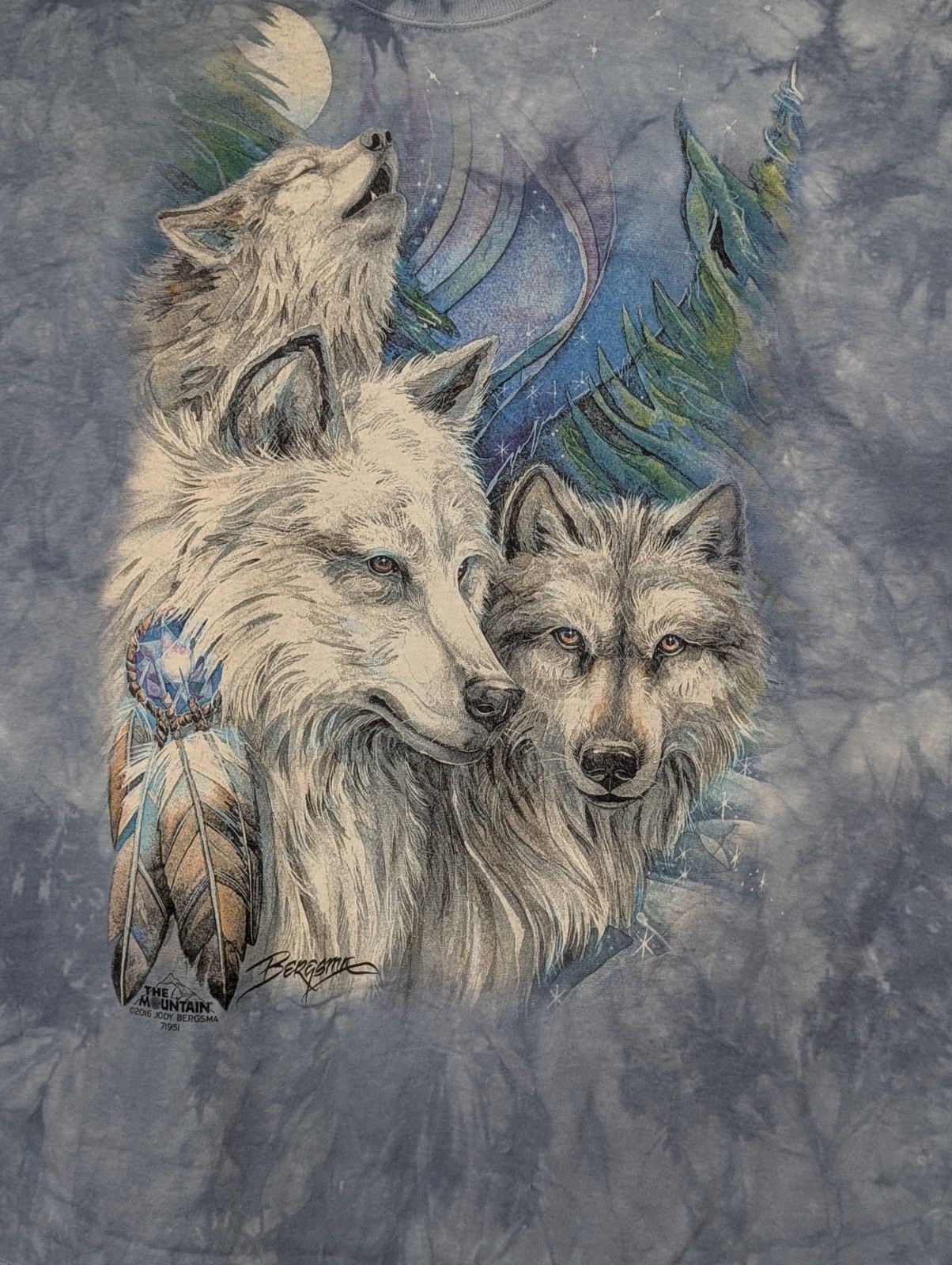 The Mountain Men’s T-shirt Blue Native Wolves Feather Retired Logo XL #1457 NWOT