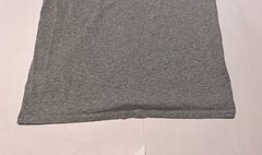 Buttoned Down Men’s Medium Gray Vneck Solid Color Shirt